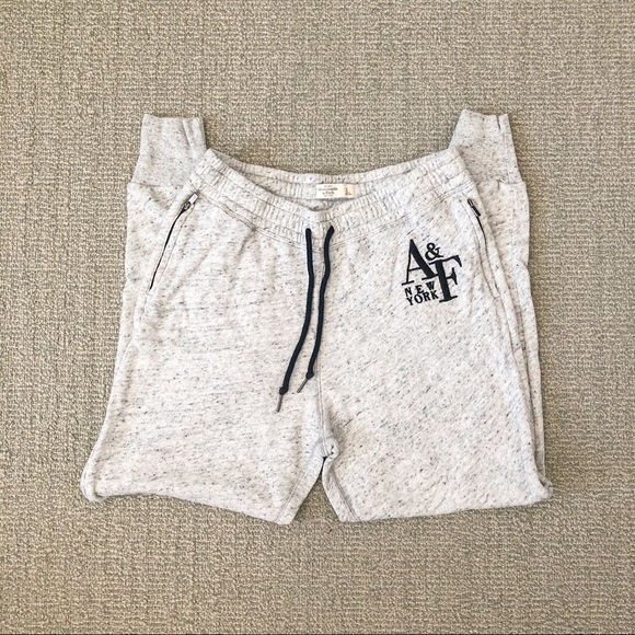 Abercrombie & Fitch Pants - Abercrombie & Fitch grey sweatpants joggers